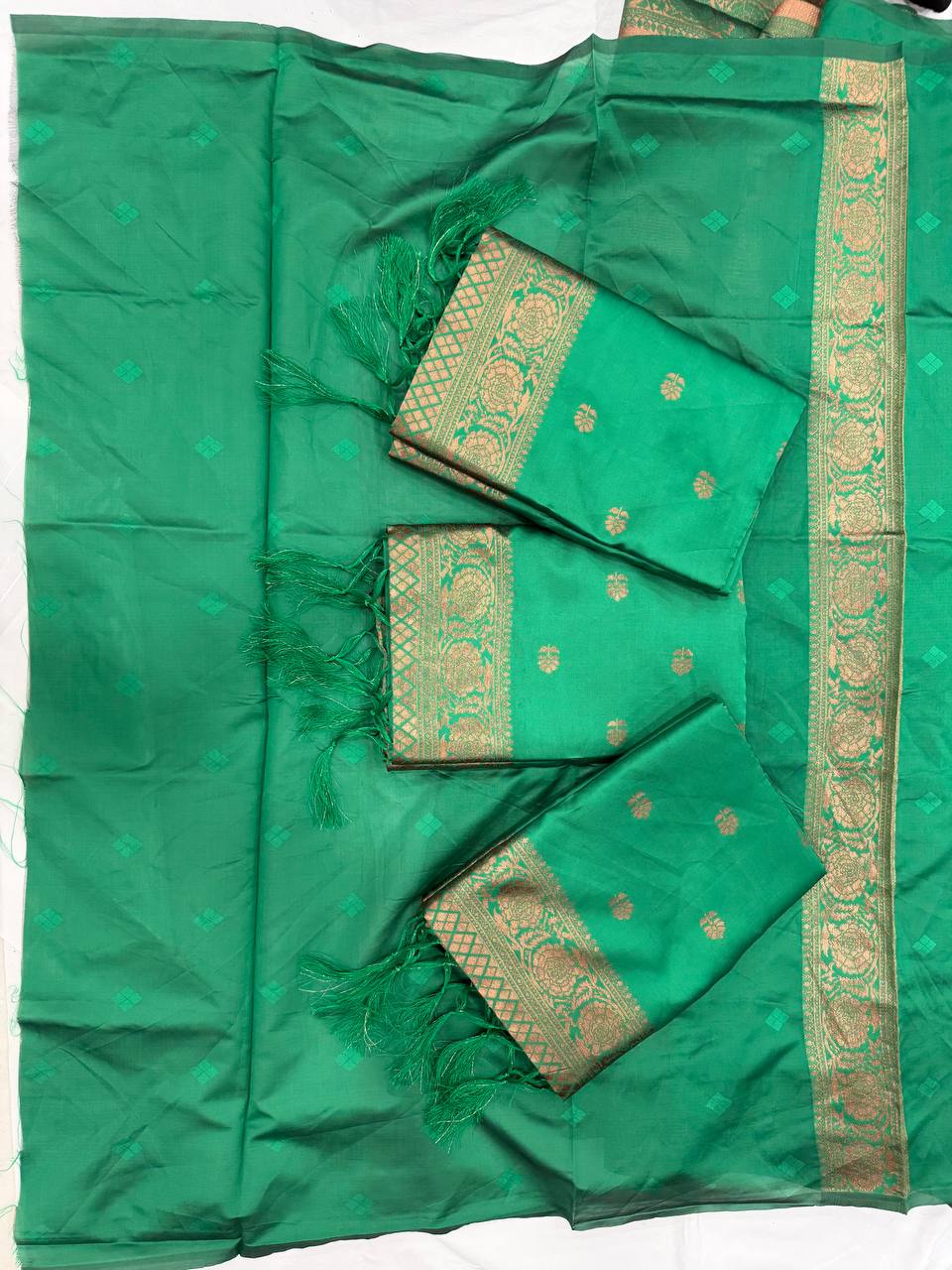 SOFT LICHI SILK CLOTH SAREE