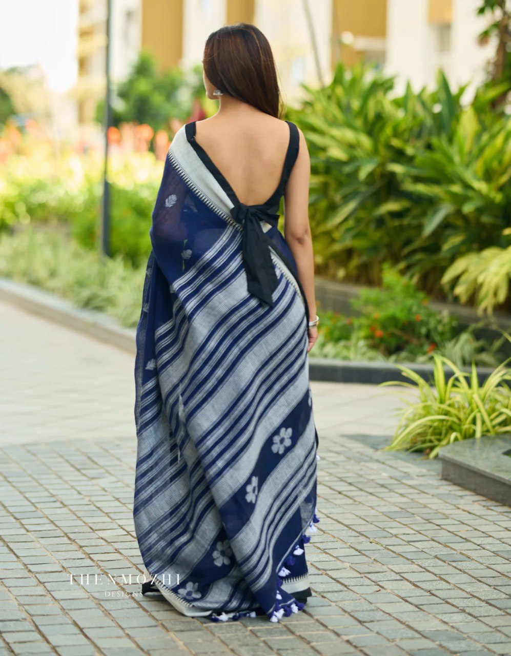 BEAUTIFUL RICH PALLU & JACQUARD WORK ON ALL OVER THE SAREE