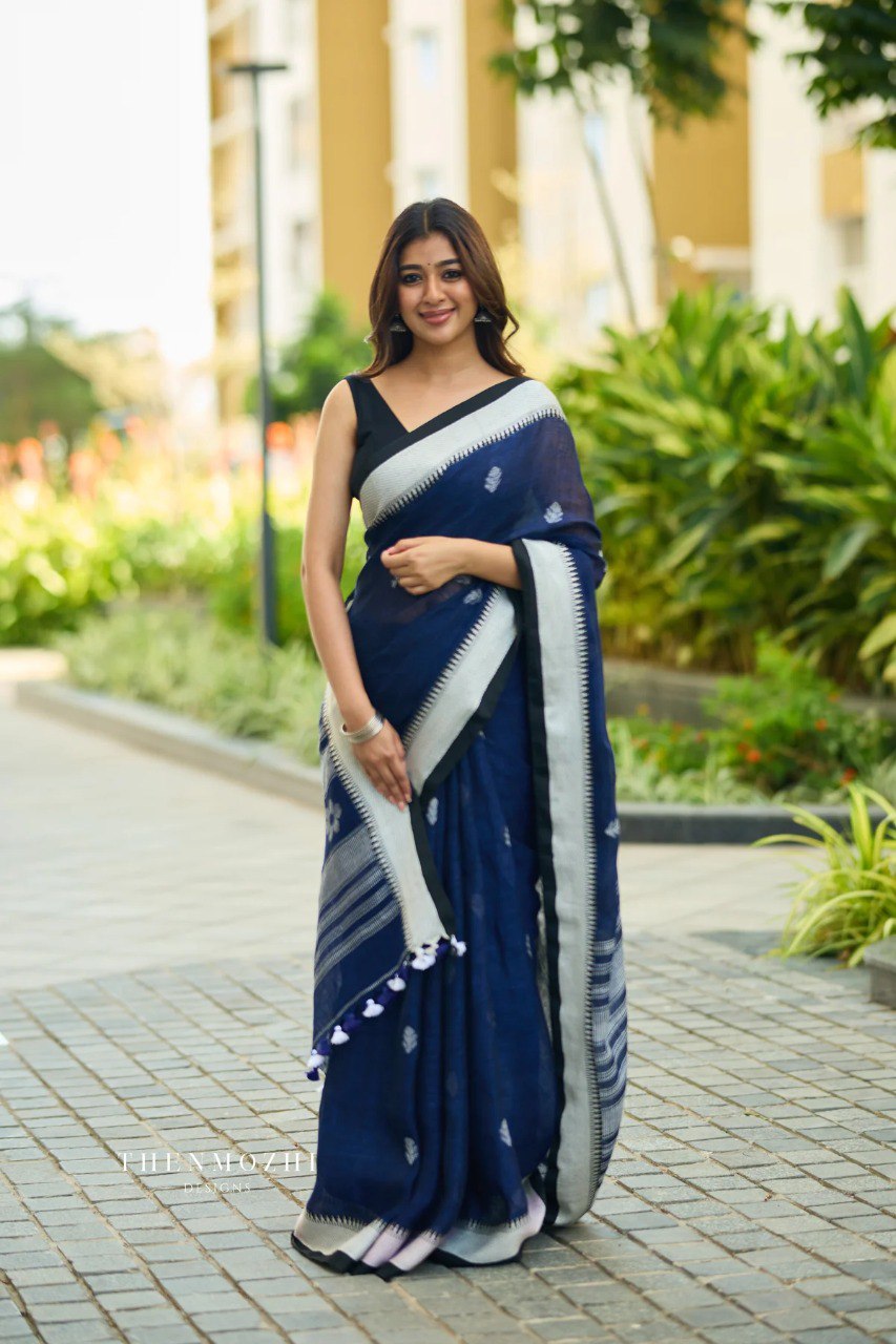 BEAUTIFUL RICH PALLU & JACQUARD WORK ON ALL OVER THE SAREE