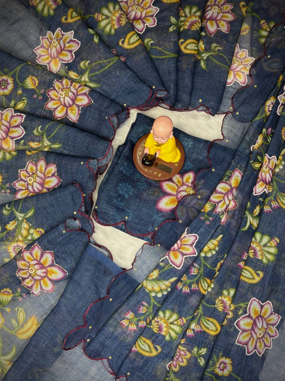 Soft cotton linen with digital print and khatli wok Saree