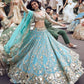 Sehen Sie umwerfend aus in diesem wunderschönen cremefarbenen Lehenga-Set