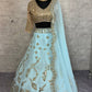 Sehen Sie umwerfend aus in diesem wunderschönen cremefarbenen Lehenga-Set