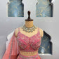 Feiern Sie den Charme der indischen Kultur mit diesem wunderschönen Lehenga-Set