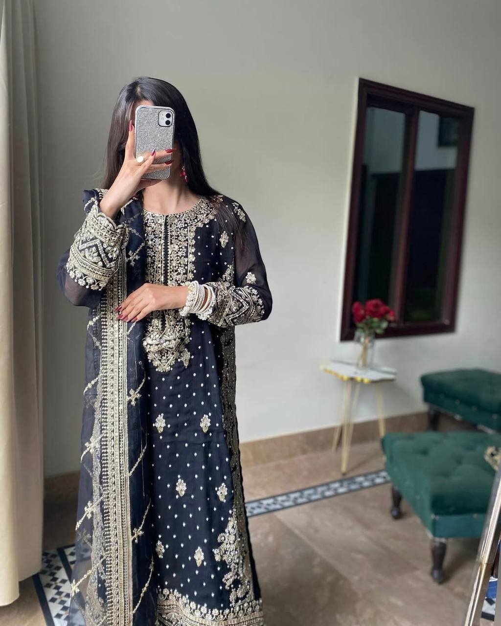 PRESENTING 3 PIECE STYLISH KURTI BOTTOM AND DUPATTA SUIT