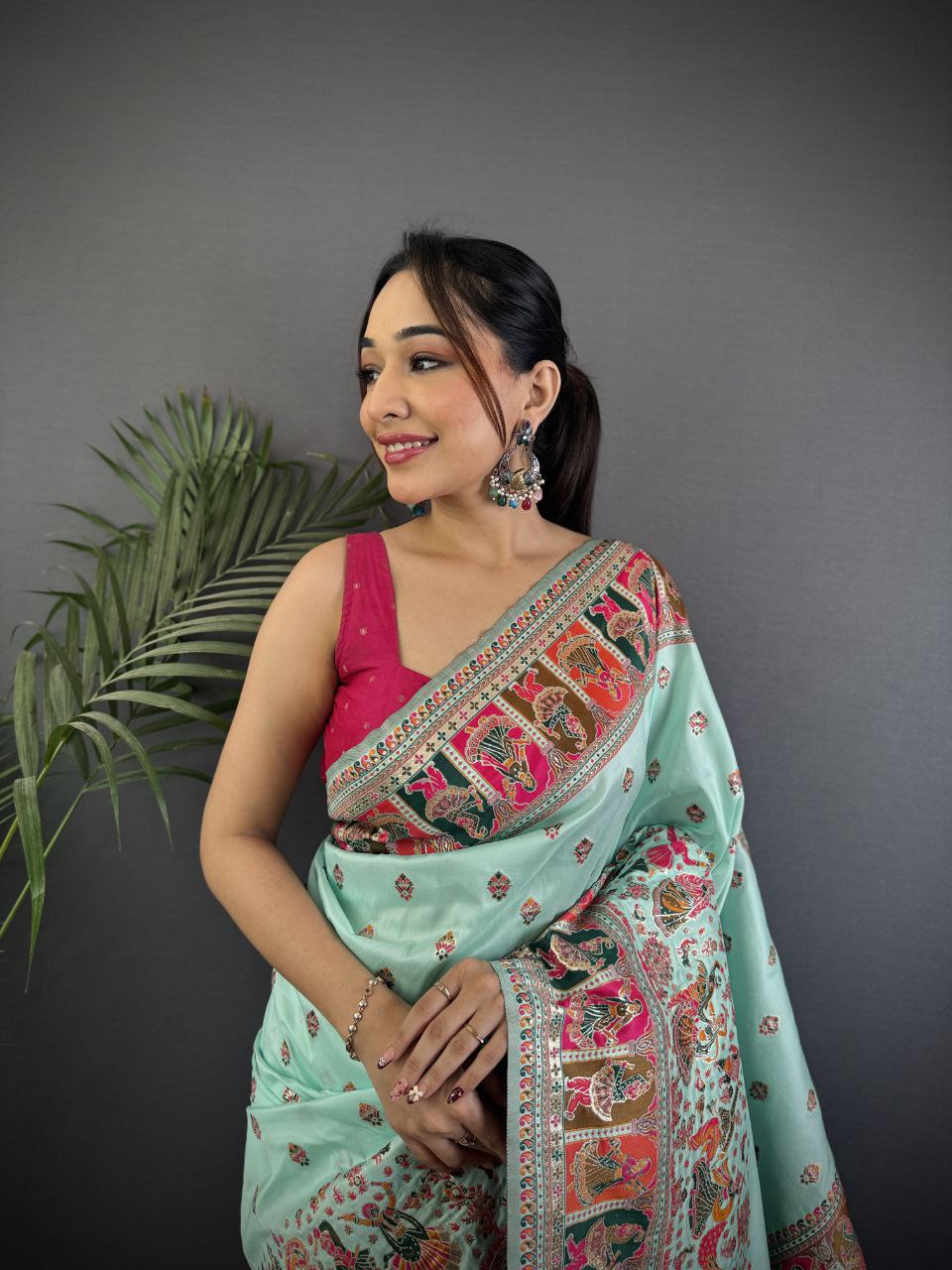 Soft Kashmiri Pashmina silk weaving saree