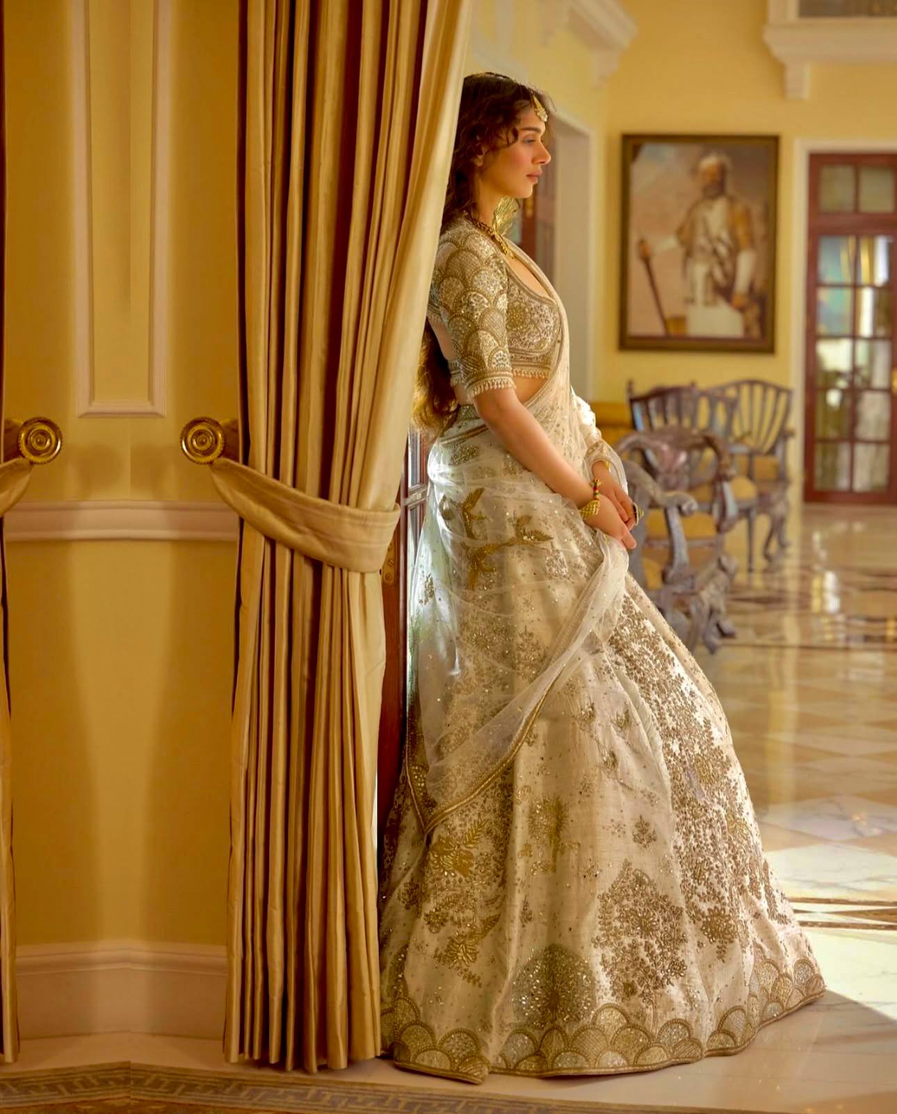 Feiern Sie Kultur und Stil. Erleben Sie Tradition mit einem Hauch von Eleganz.