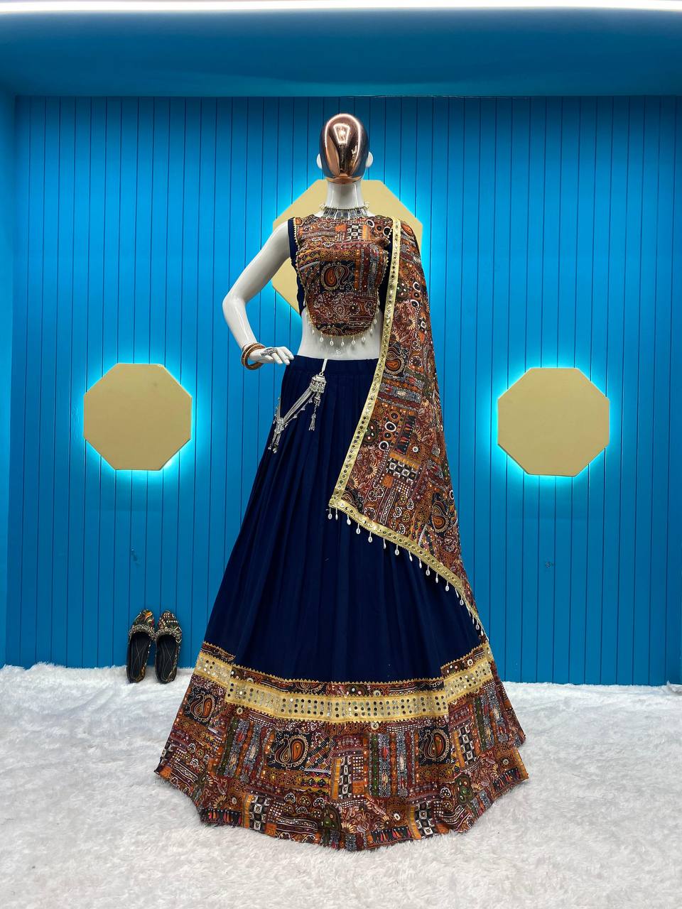 2024 THIS NAVRATRI WEAR A DESIGNER COLLECTION LEHENGA CHOLI