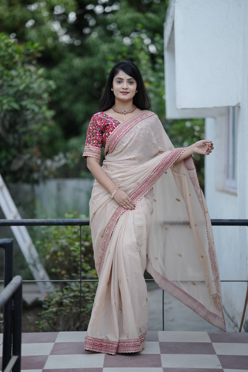 Beautiful Jari Thread With 5mm Sequins butti with jari Dori Saree