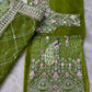 Feiern Sie den Charme der indischen Kultur mit diesem wunderschönen Lehenga-Set