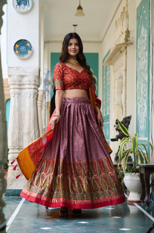 Heavy KASHMIRI Print With Foil Print Work Lehenga Choli