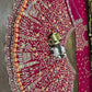 Einführung eines 4 Meter ausgestellten Lehenga aus Georgette mit Fuchs-Paillettenstickerei