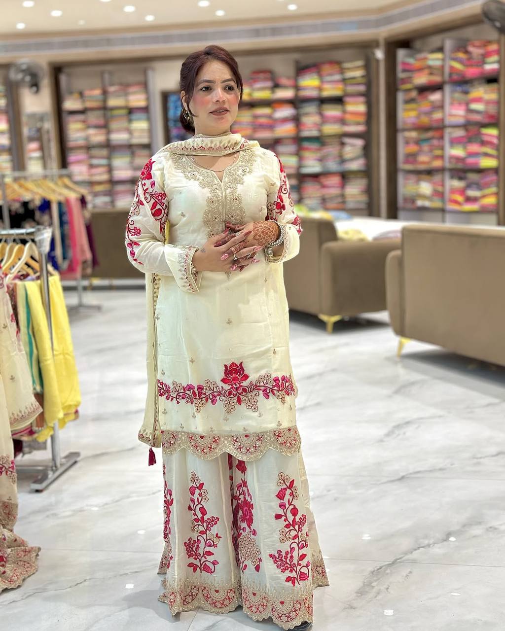 NOUVEAU HAUT DE SOIRÉE ET PLAZZO DE DESIGNER