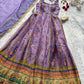 Präsentation des exklusiven Anarkali-Shooting-Designs