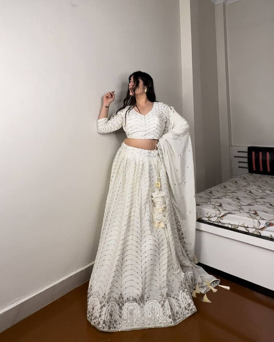 Presenting New Đěsigner Lehenga Choli Collaction