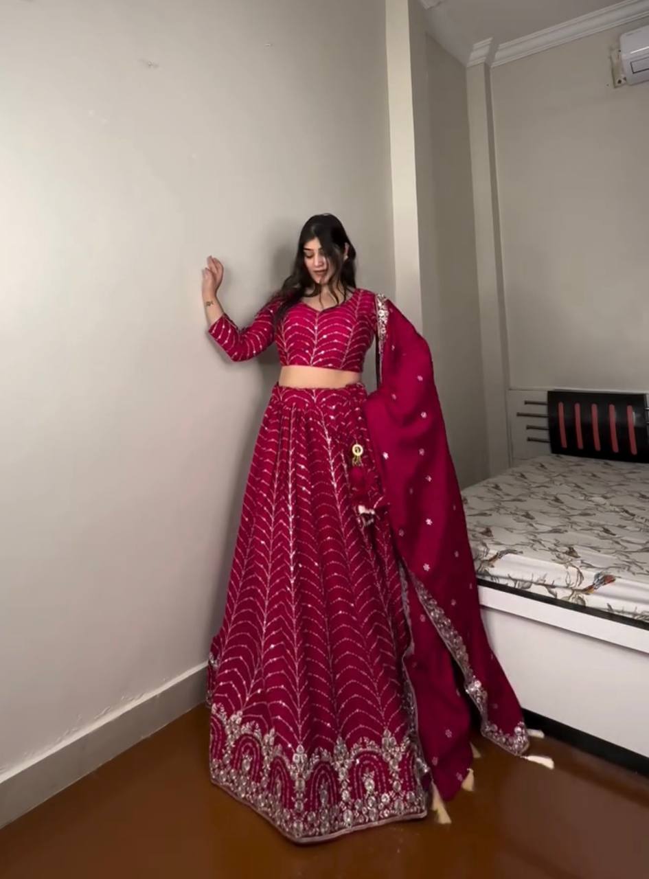 Presenting New Đěsigner Lehenga Choli Collaction