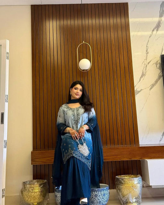 VÊTEMENTS DE COURSE TENDANCE HAUT EN FAUSSE GEORGETTE BRODERIE EN FIL DE COTON