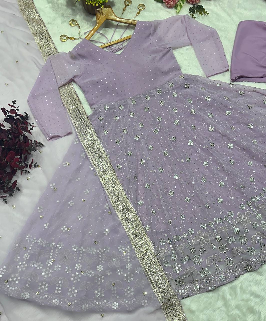 PREMIUM-FERTIGANZUG-SET AUS ANARKALI