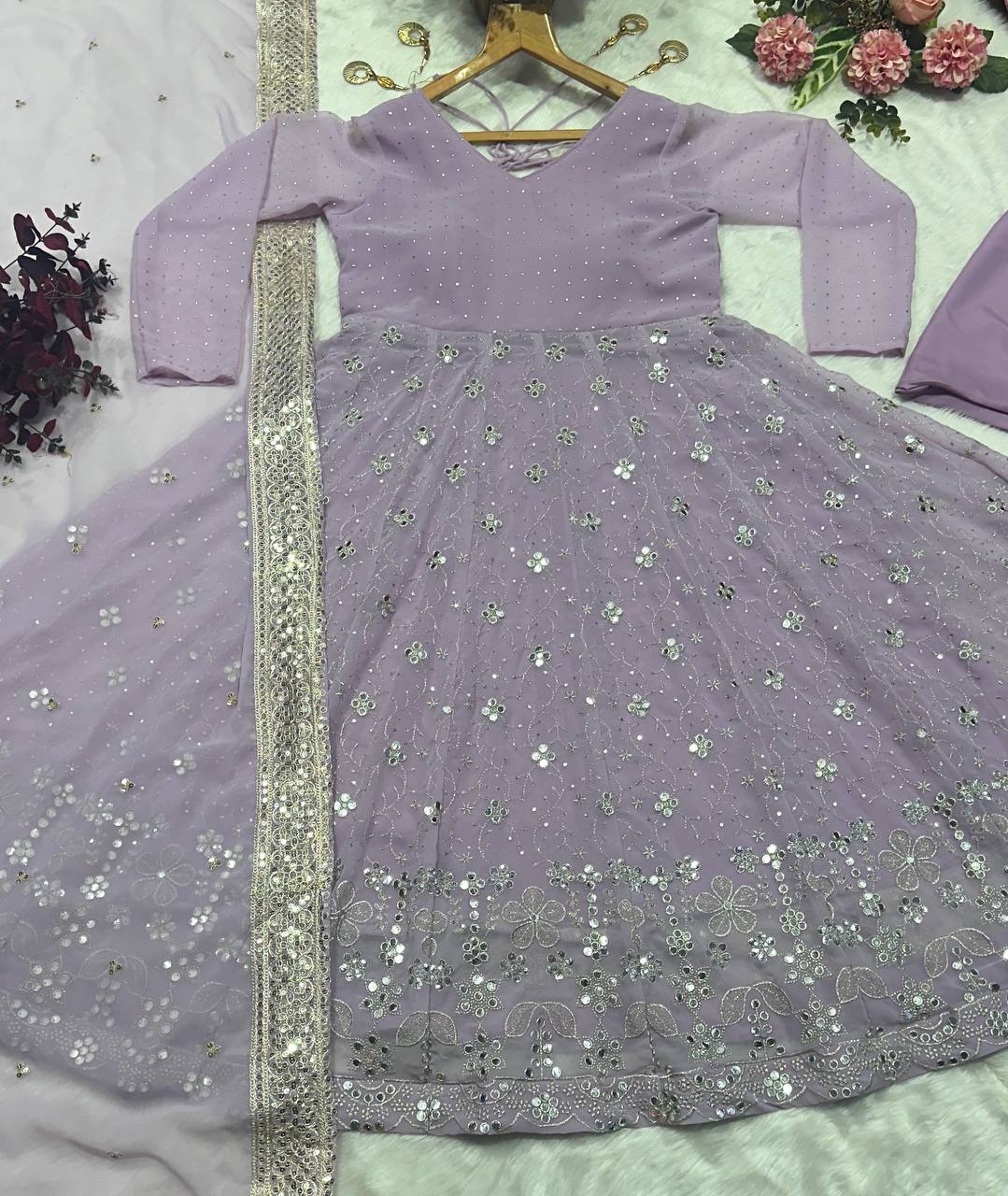 PREMIUM-FERTIGANZUG-SET AUS ANARKALI