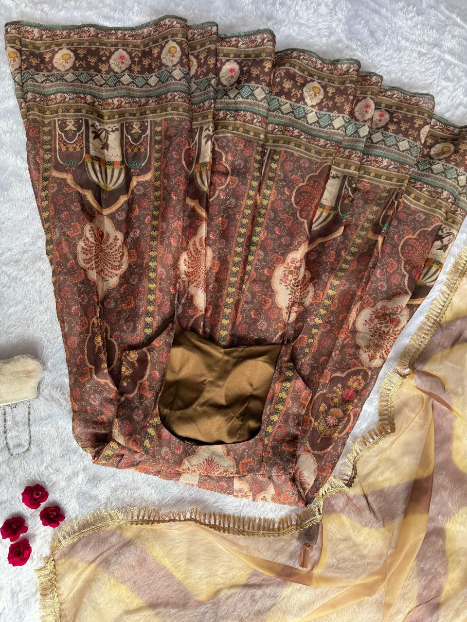 Präsentation des exklusiven Anarkali-Shooting-Designs