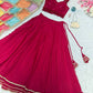 Sehen Sie umwerfend aus in diesem wunderschönen cremefarbenen Lehenga-Set