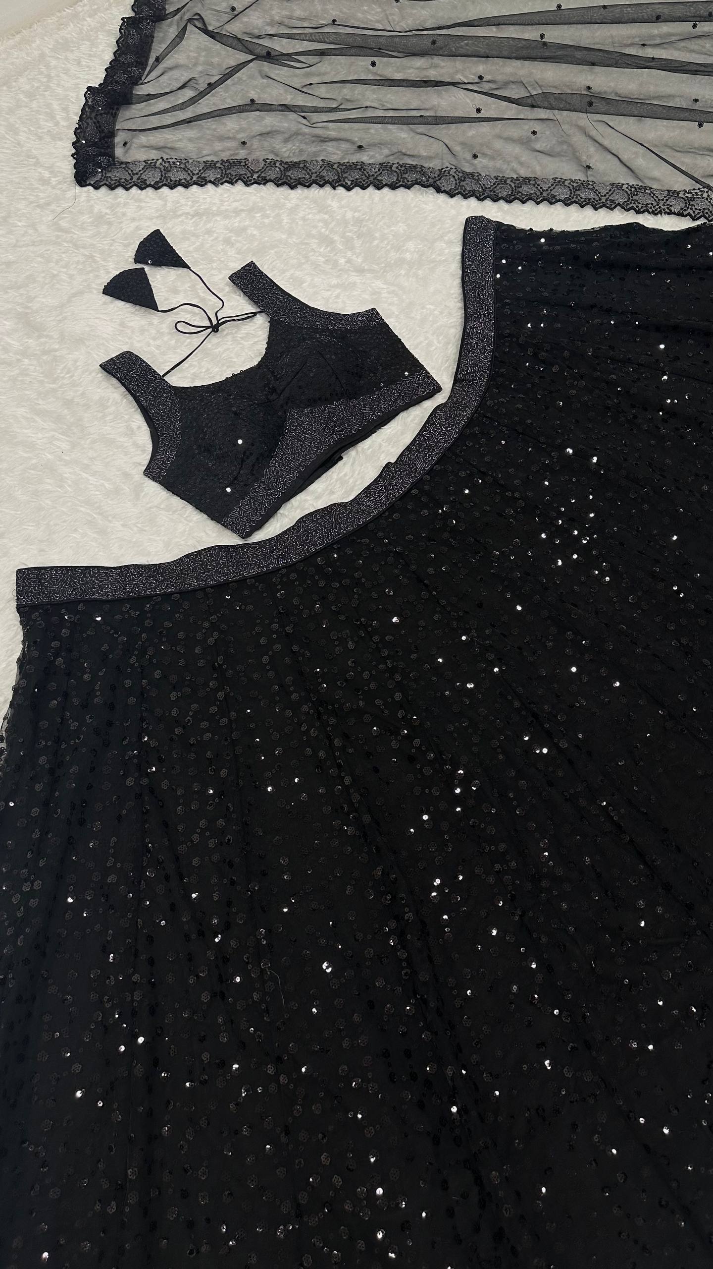 Net lehnga with sequins & zari work Choli