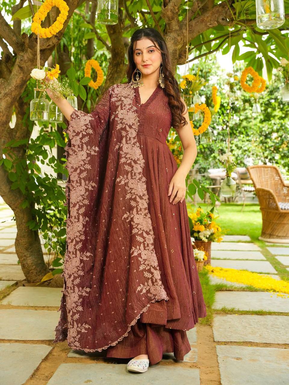 EXCLUSIVE 3 PIECE KURTI FLARED PLAZZO WITH DUPATTA IN EMBROIDERY WORK