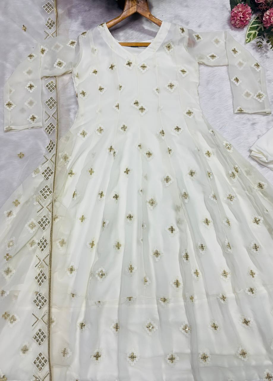 PREMIUM READYMADE LUXURY ANARKALI SUIT SET [3 PIS]