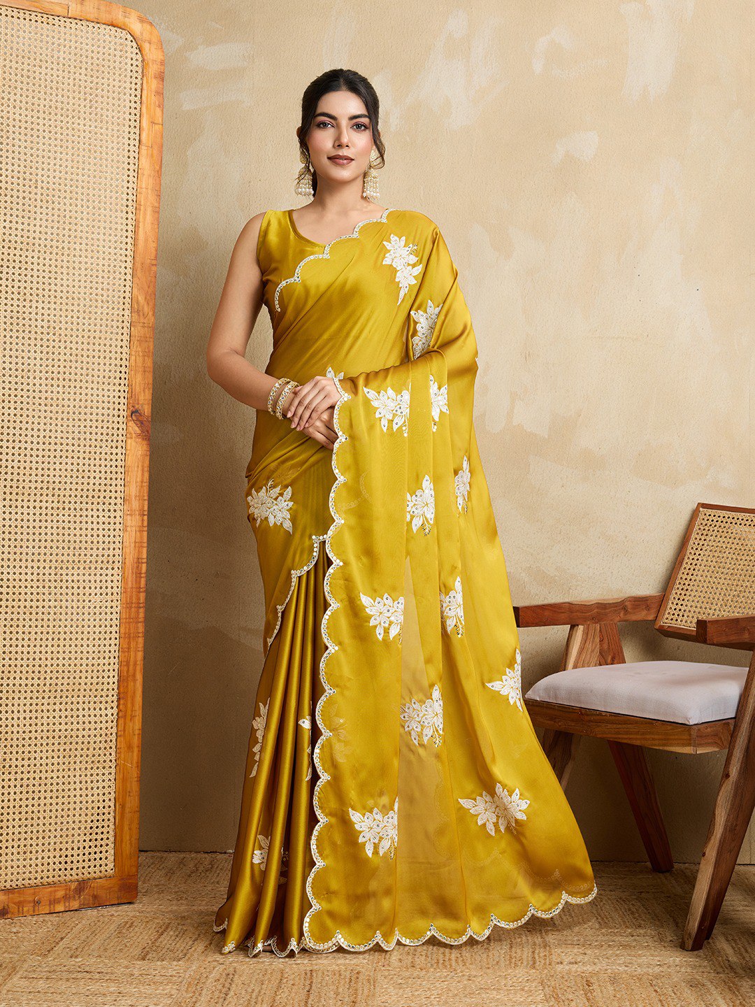 Looking some one for this same colour beautiful Saree