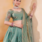 Fendy Silk Embroidery Work Stitch avec toile Lehenga Choli