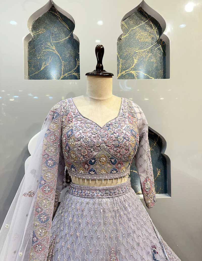 NEUES DREITEILIGES WESTERN-OUTFIT FÜR DIE TRENDIGE HOCHZEITSSAISON