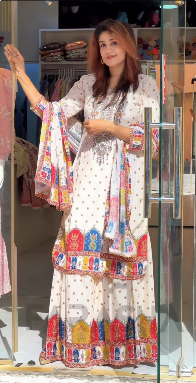 DESIGNER WEAR TRENDING TOP WITH PRINTED WORK SUIT