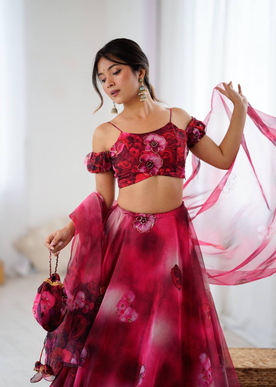 Sehen Sie umwerfend aus in diesem wunderschönen cremefarbenen Lehenga-Set