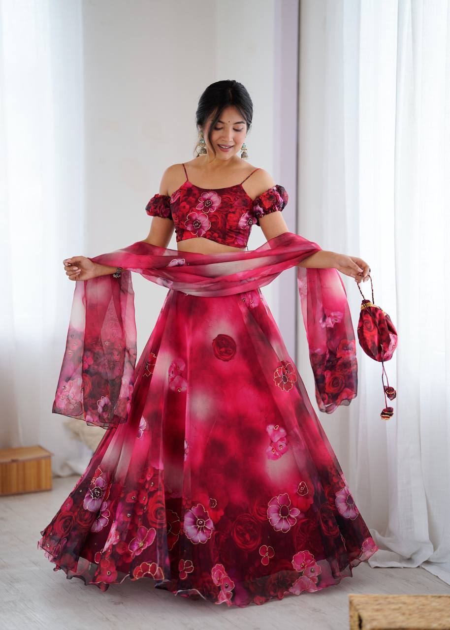 Sehen Sie umwerfend aus in diesem wunderschönen cremefarbenen Lehenga-Set