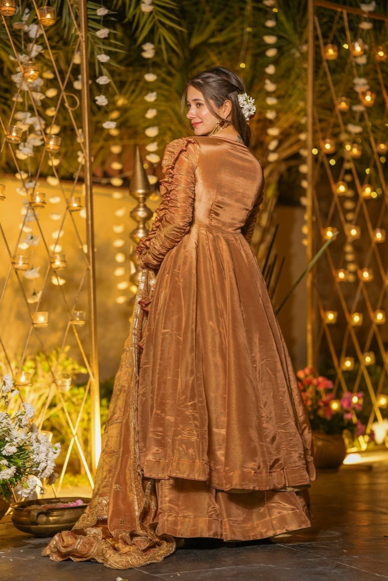 Presenting New Đěsigner Anarkali Suit In New Fancy Style