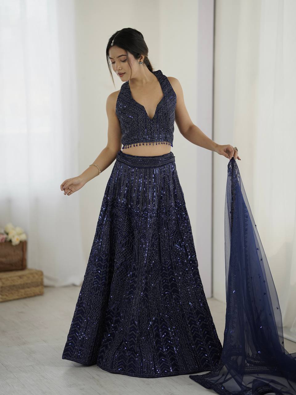 NEUES DREITEILIGES WESTERN-OUTFIT FÜR DIE TRENDIGE HOCHZEITSSAISON