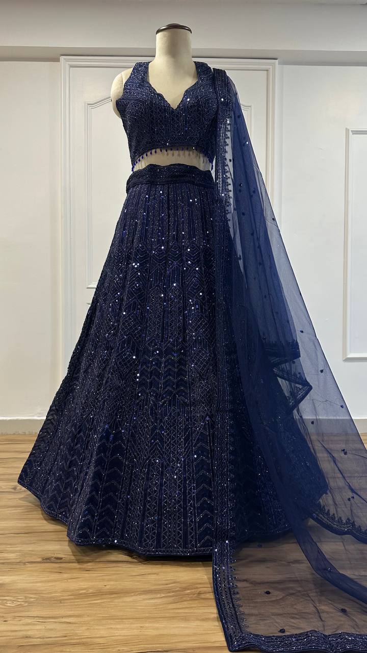 NEUES DREITEILIGES WESTERN-OUTFIT FÜR DIE TRENDIGE HOCHZEITSSAISON