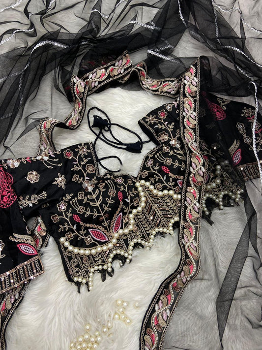 Presenting You Most Beautiful Latest Saree Collection