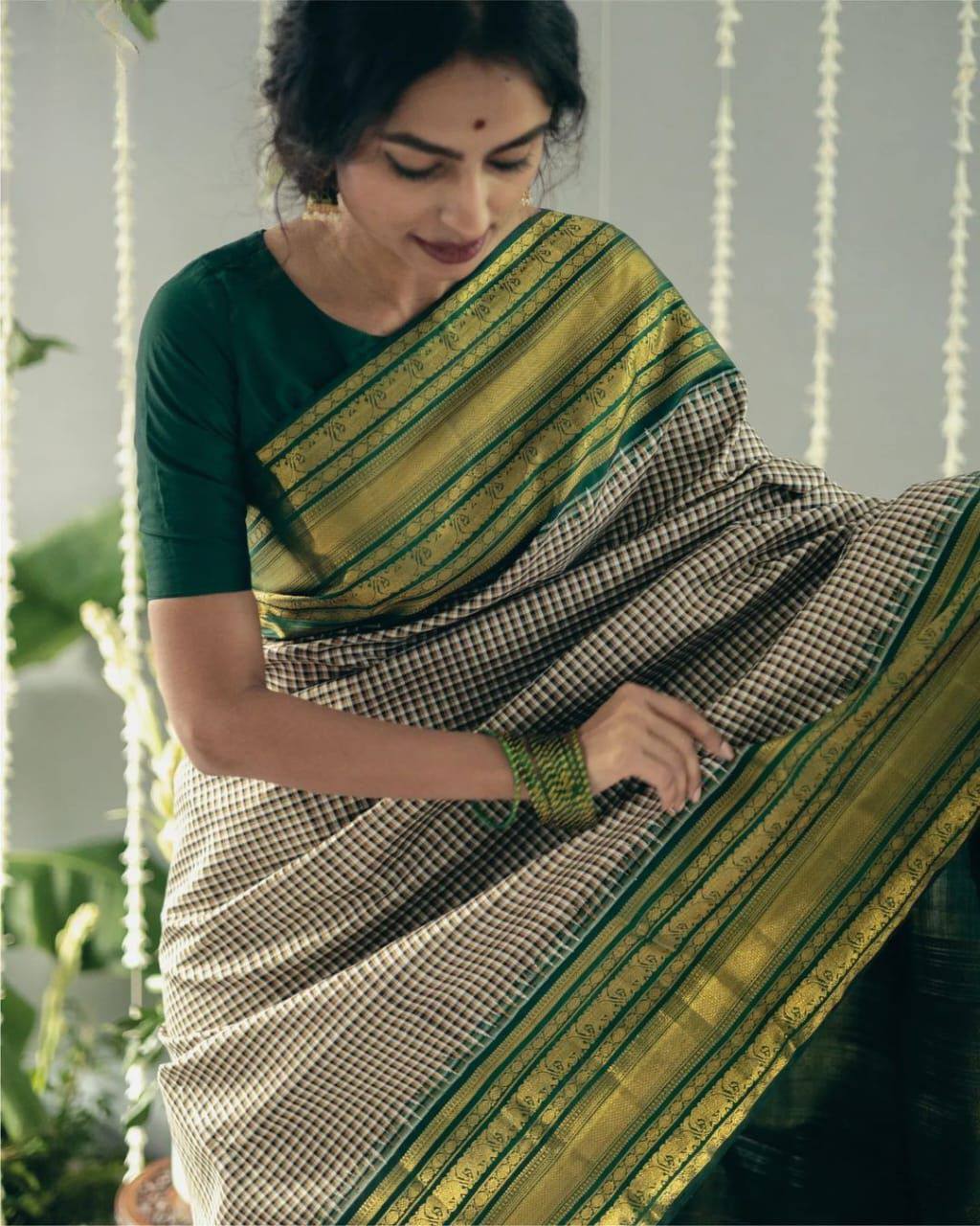SOFT LICHI SILK CLOTH SAREE