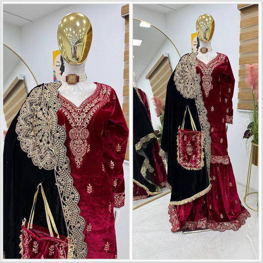 MICRO-COSTUME EN VELOURS BRODÉ SIQUNCE INER