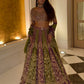Sehen Sie umwerfend aus in diesem wunderschönen cremefarbenen Lehenga-Set