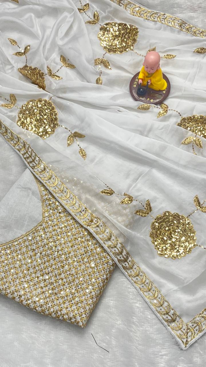 Suche jemanden für einen schönen Sari in der gleichen Farbe