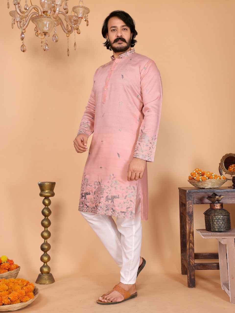 Presenting Men's Kurta Pyjama