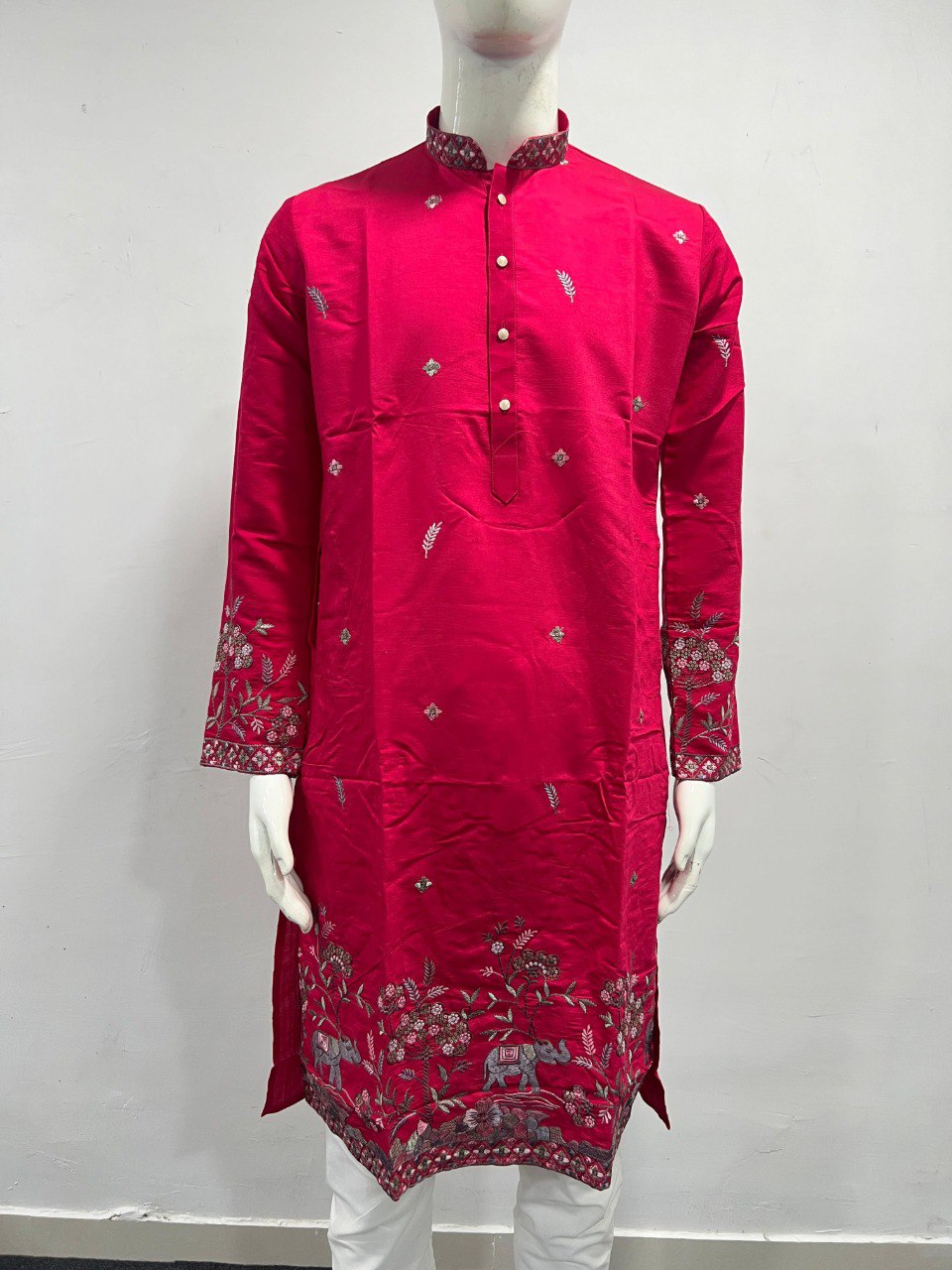Presenting Men's Kurta Pyjama