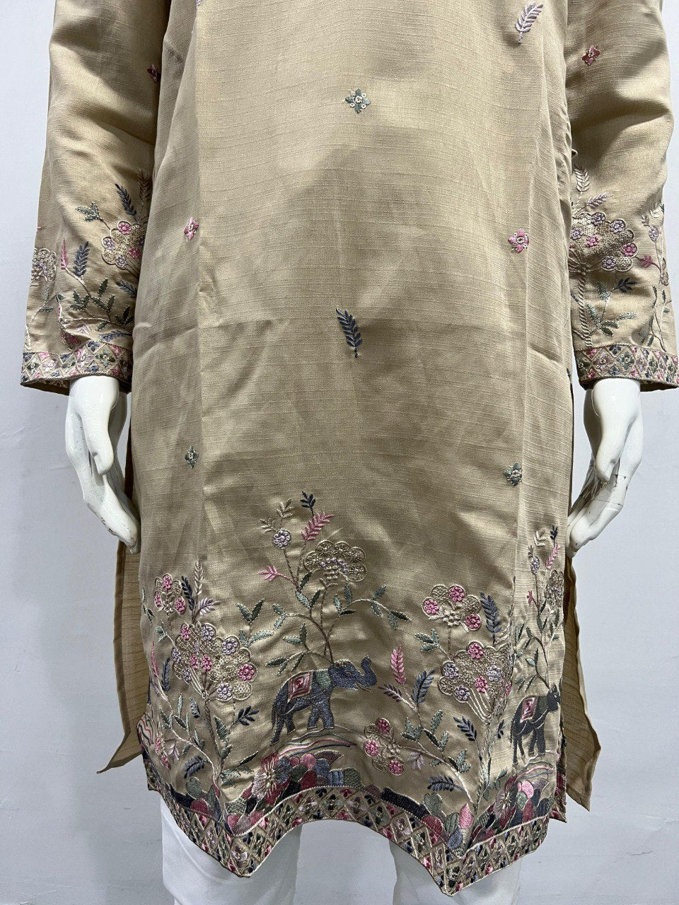 Presenting Men's Kurta Pyjama