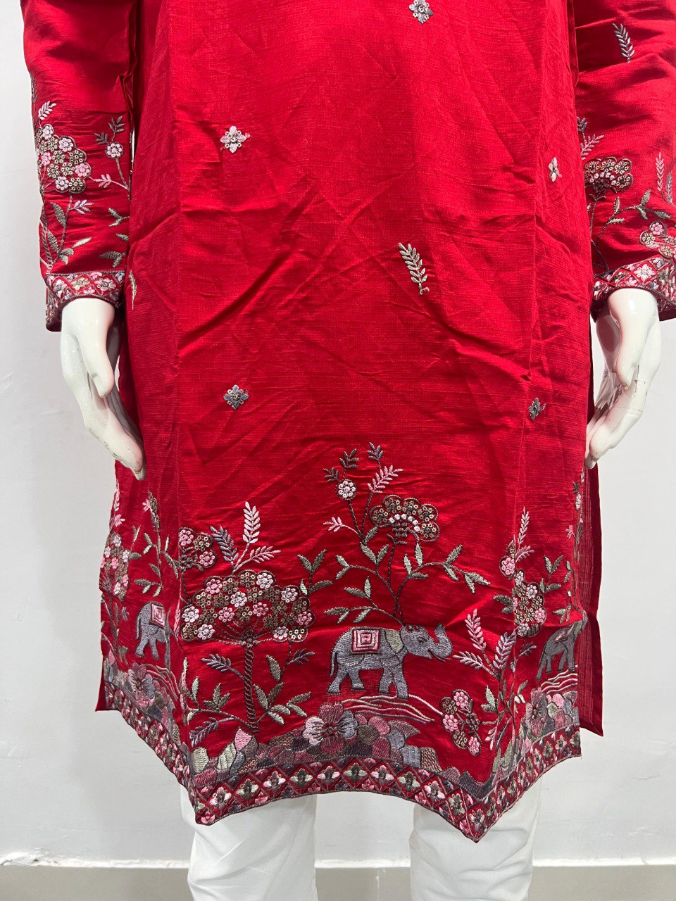 Presenting Men's Kurta Pyjama
