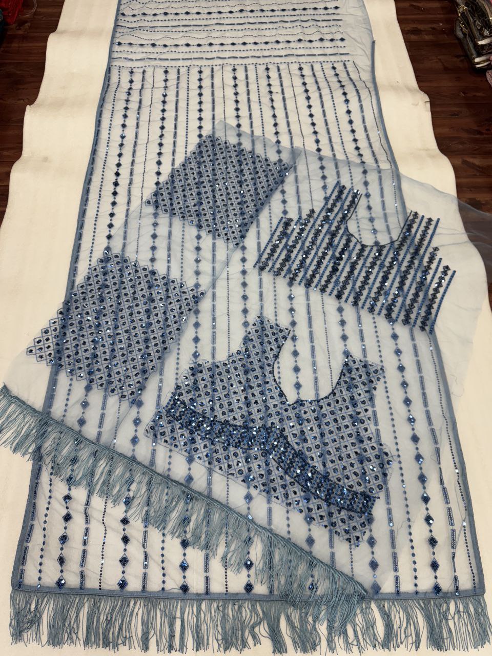 Lancement d'un nouveau design de paillettes pour un blockbuster de Bollywood