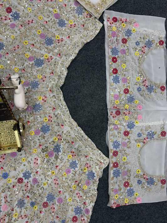 Einführung eines 4 Meter ausgestellten Coding Sequins Work Lehenga