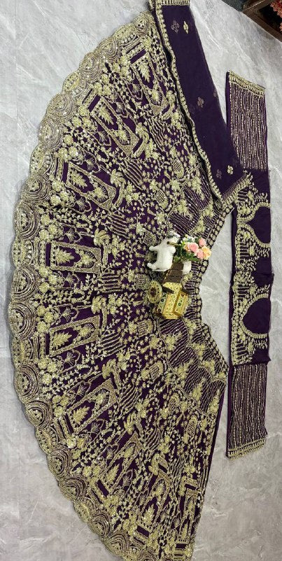 Einführung eines 4 Meter ausgestellten Coding Sequins Work Lehenga