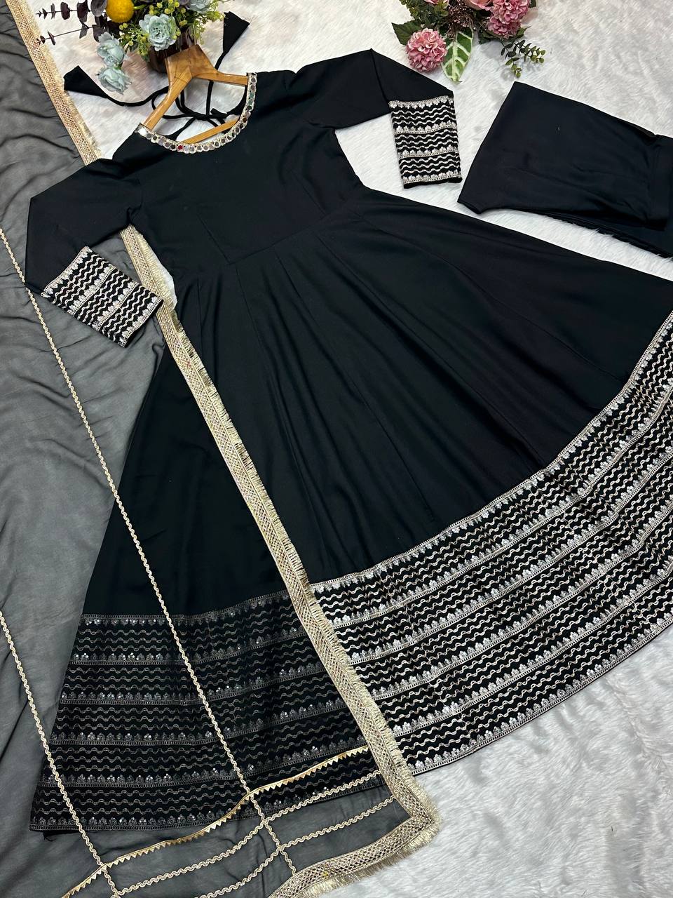 Black Embroidered Work Anarkali Suit Set SET [3 PCS]