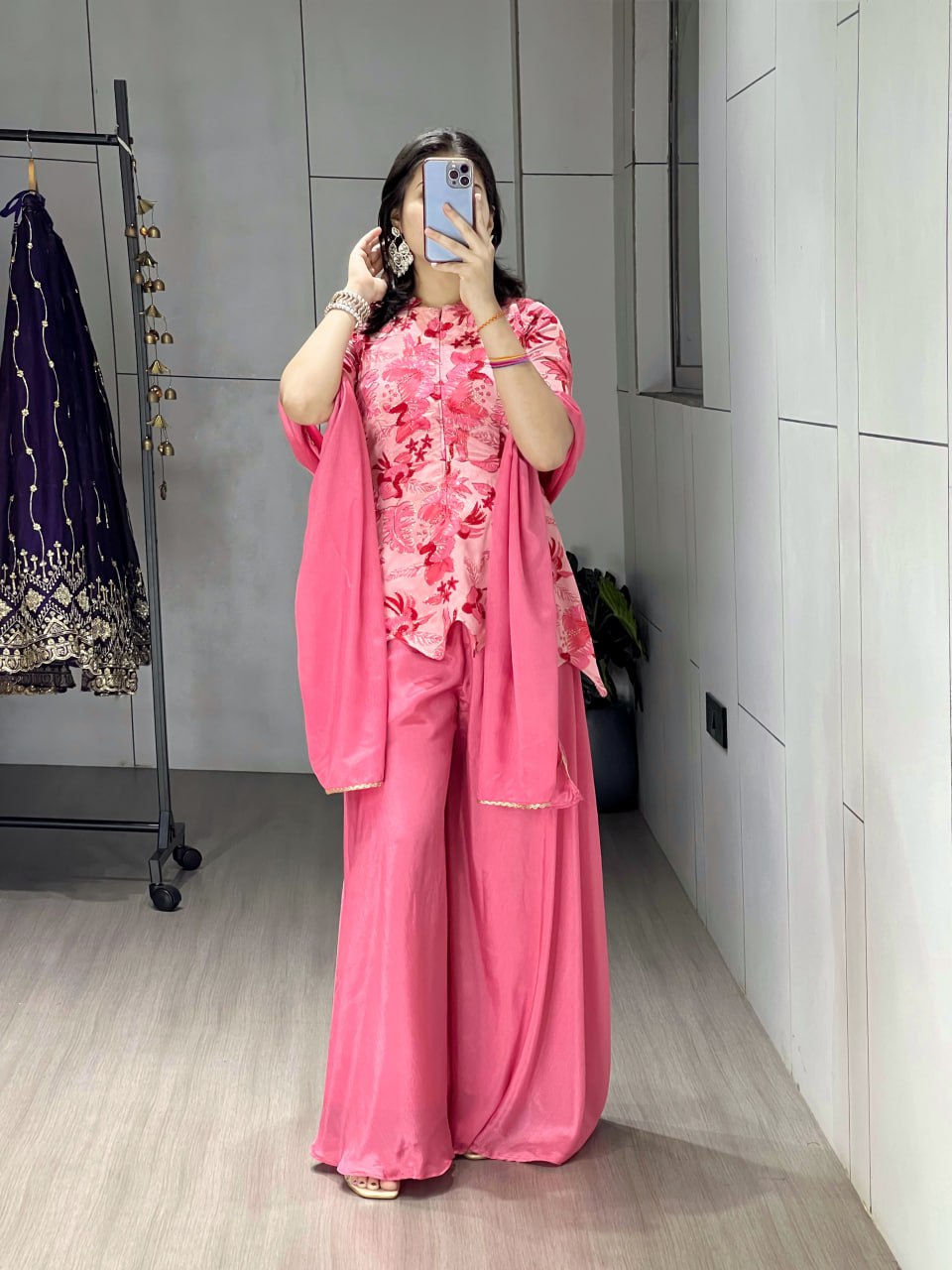 Ethnic elegance with this beautifully coordinated Chinon plazo pair